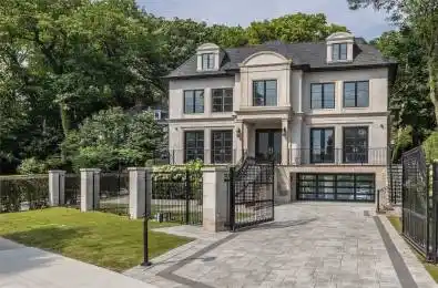 31 Russell Hill Road Toronto C02 Ontario M4V 2S9