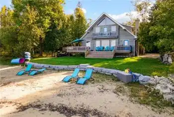 Welcome to 30 Water Street, Hope Bay on Georgian Bay.