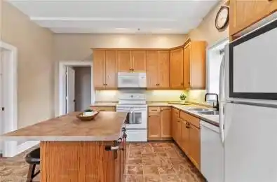 355 PRINCESS Street Unit# 1 Georgian Bluffs Ontario N0H 2K0