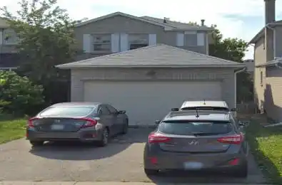 17 Bingham Street Richmond Hill Ontario L4C 8Y6