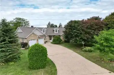 898 PARKPLACE N/A Huron-Kinloss Ontario N2Z 2X3
