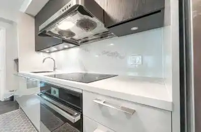 8 Water Walk Drive Unit# 2710 Markham Ontario L3R 6L4