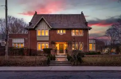 305 Inglewood Drive Toronto C09 Ontario M4T 1J4