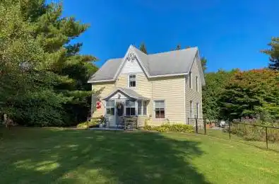 4 Spruce Street Lake of Bays Ontario P0B 1A0