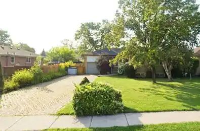 2072 Bridge Road Oakville Ontario L6L 2E9