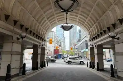 38 Avenue Road Unit# 603 Toronto C02 Ontario M5R 2G2