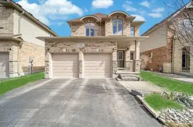 697 Sundew Drive Waterloo Ontario N2V 0E4