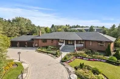 109 Collard Drive King Ontario L7B 1E4