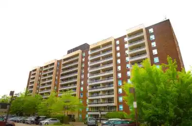 31 Four Winds Drive Unit# 904 Toronto W05 Ontario M3J 1K9