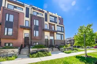 11 Caroline Carpenter Grove Toronto W05 Ontario M3K 0B1