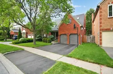1469 Livery Lane Oakville Ontario L6M 2Y8