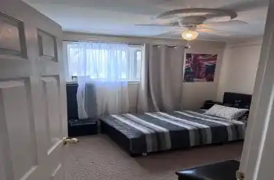 13 Webster Drive Unit# Upper Aurora Ontario L4G 2A4