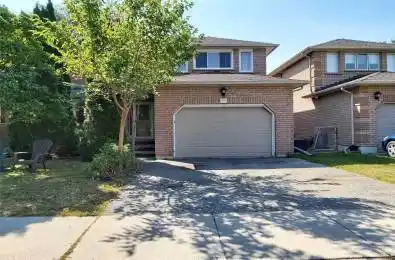 39 Stagemaster Crescent Clarington Ontario L1E 2Y7