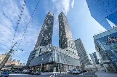 138 Downes Street Unit# 3009 Toronto C08 Ontario M5E 0E4