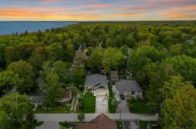 55 34th Street Wasaga Beach Ontario L9Z 2C2