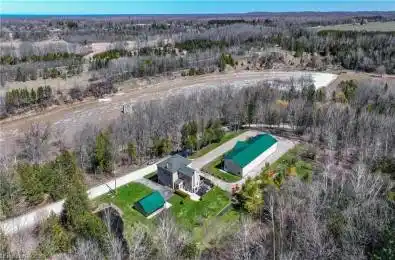 484 CARLISLE Street Saugeen Shores Ontario N0H 2L0