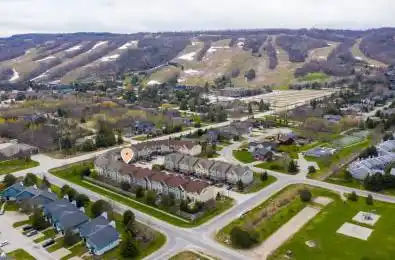 104 Farm Gate Road Unit# 10 Blue Mountains Ontario L9Y 0L7
