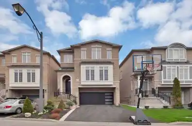 31 Mastwood Crescent Toronto E10 Ontario M1C 0B3