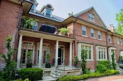 4 Corrigan Close Toronto C09 Ontario M4W 3V6