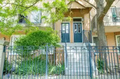 28 Sommerset Way Unit# 1227 Toronto C14 Ontario M2N 6W7