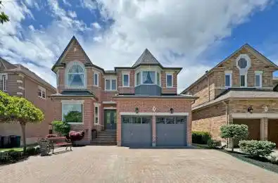 18 Marinucci Court Richmond Hill Ontario L4C 0M3