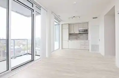 27 Bathurst Street Unit# 1510W Toronto C01 Ontario M5V 0R1