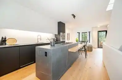 259 Lisgar Street Toronto C01 Ontario M6J 3G8