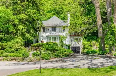42 Brookfield Road Toronto C12 Ontario M2P 1A9