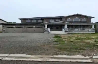 102 Wood Crescent Essa Ontario L3W 0M5