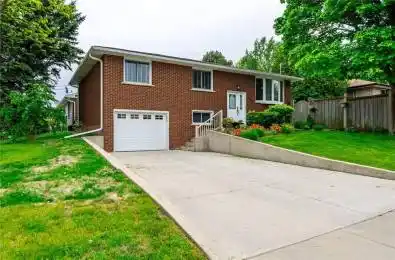 389 HAWKRIDGE Avenue Hamilton Ontario L9C 5Z6