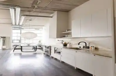 637 Lake Shore Boulevard Unit# 318 Toronto C01 Ontario M5V 3J6