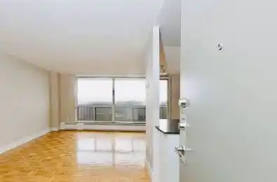 666 Spadina Avenue Unit# PH9 Toronto C01 Ontario M5S 2H8