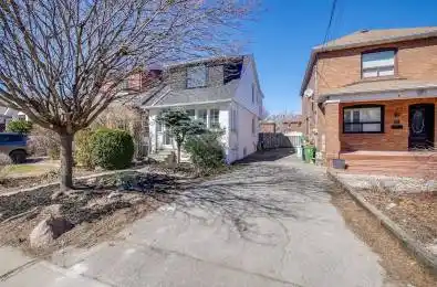 8 Crewe Avenue Toronto E03 Ontario M4C 2J1