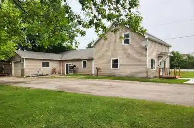 215 Division Street McNab/Braeside Ontario K7S 3C7