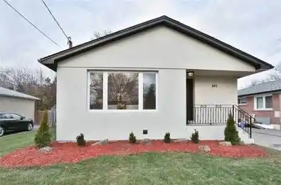 445 Taylor Mills Drive Richmond Hill Ontario L4C 2V1