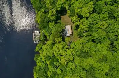 484 Big Island Huntsville Ontario P1H 2J3