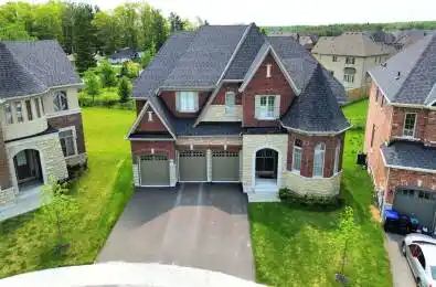 53 SANFORD Circle Springwater Ontario L9X 2A9
