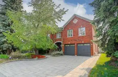 30 King's Cross Avenue Richmond Hill Ontario L4B 2T1