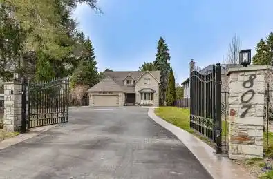 807 Indian Road Mississauga Ontario L5H 1R4