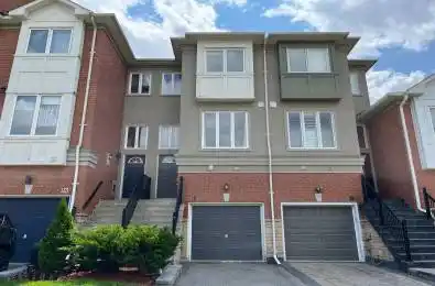 21 Coburg Crescent Richmond Hill Ontario L4B 4E1