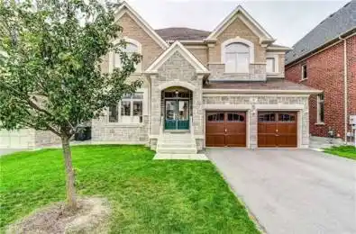 8 Hansford Street Brampton Ontario L6P 0M3