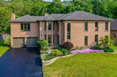 19 PRIEST Avenue Springwater Ontario L9X 0G9