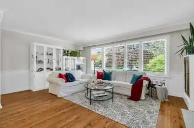 52 Forest Hill Drive Guelph Ontario N1G 2E6