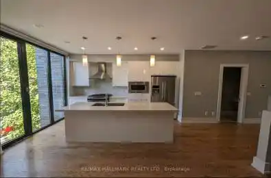75 Saulter Street Toronto E01 Ontario M4M 2H8