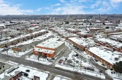 157 Toryork Drive Toronto W05 Ontario M9L 1X9