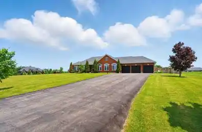 28 Bagshaw Crescent Uxbridge Ontario L9P 0A9