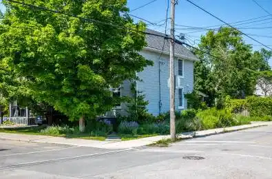 466 Cambridge Street Peterborough Central Ontario K9H 4T3