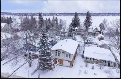 22 Brennan Avenue Unit# 2 Barrie Ontario L4N 3X3