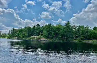 Part 1 Burnt island Island Gravenhurst Ontario P0E 1G0