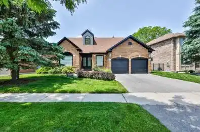 712 Foxcroft Boulevard Newmarket Ontario L3X 1N2
